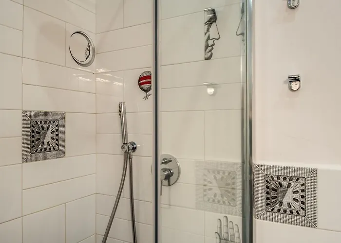 Appartement Downtown Srl - Cinque Terre New Liberty La Spezia