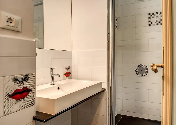 Appartement Downtown Srl - Cinque Terre New Liberty La Spezia